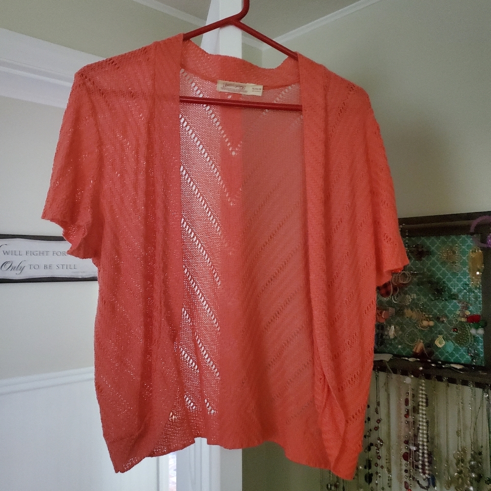 Coral knit short sleeve sweater